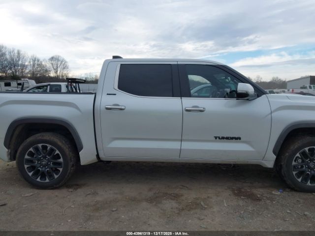 Toyota Tundra Limited Image 15