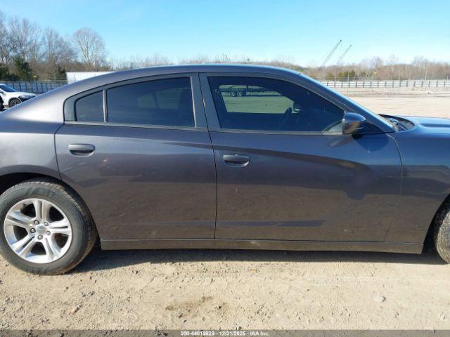 Dodge Charger Sxt Rwd Image 11