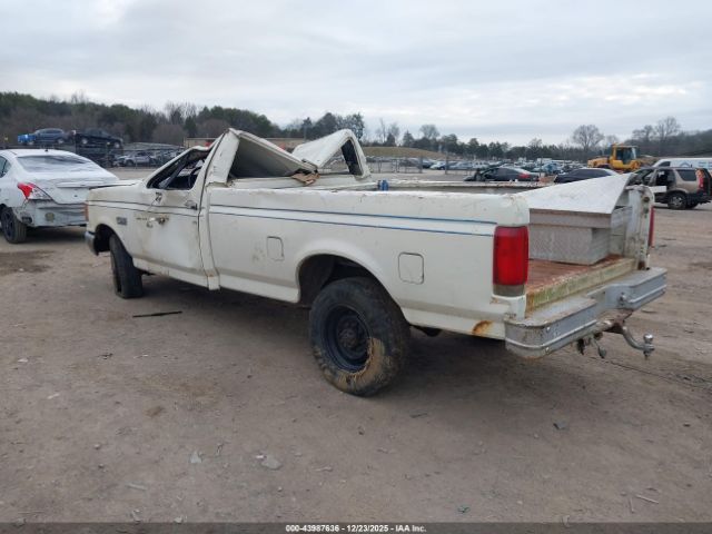 Ford F-250 Image 7