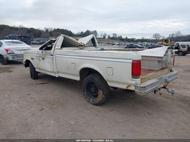 Ford F-250 Image 7