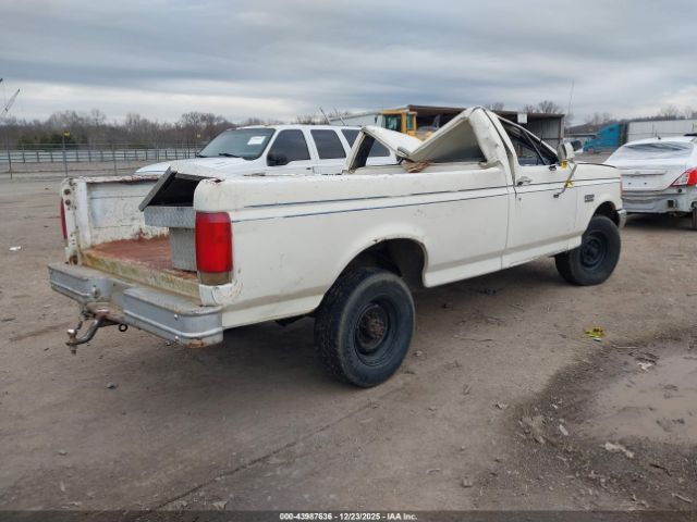Ford F-250 Image 8