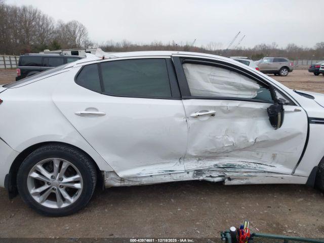 Kia Optima Ex Image 10