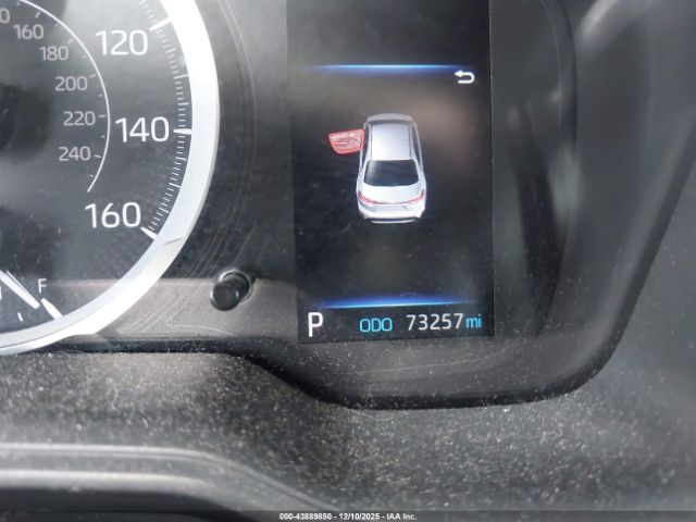 Toyota Corolla Le Image 16