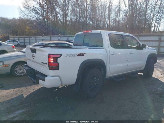 Nissan Frontier Pro-4x 4x4 Image 16