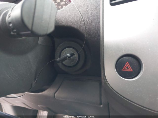 Nissan Frontier S Image 9