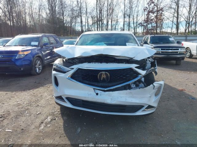 Acura MDX Standard Image 8