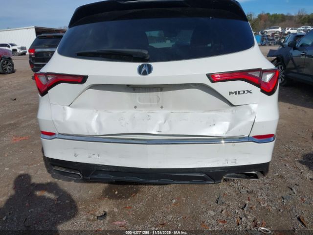 Acura MDX Standard Image 9