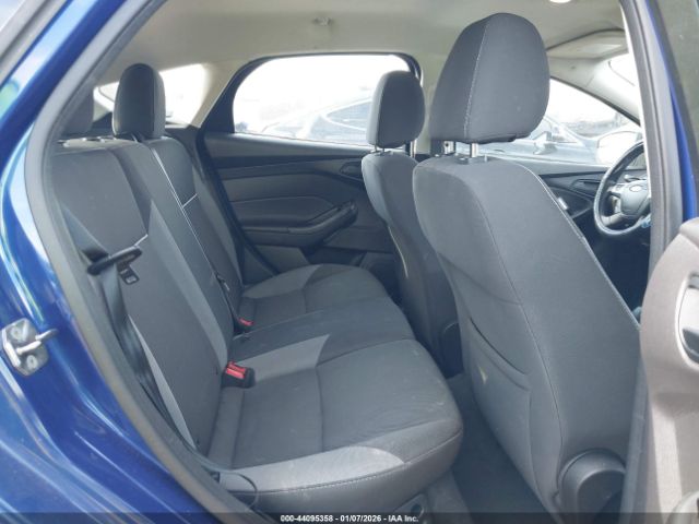 Ford Focus Se Image 7