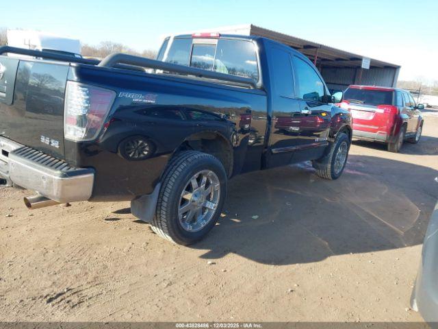 Nissan Titan Pro-4x Image 6