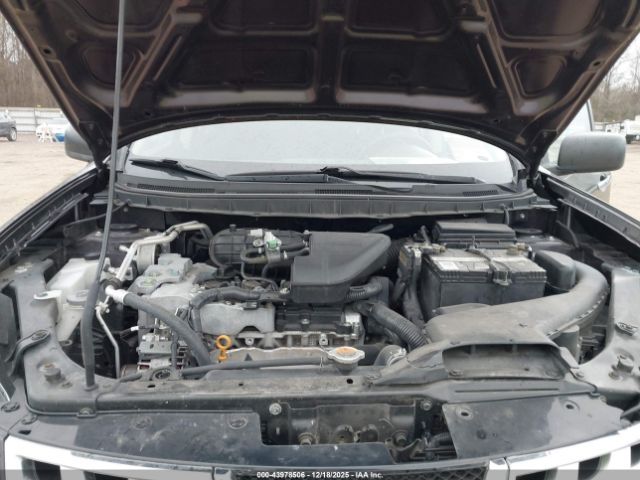 Nissan Rogue S Image 6