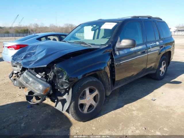 Chevrolet Trailblazer Ls Image 2