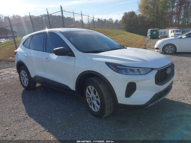 Ford Escape Active Image 1