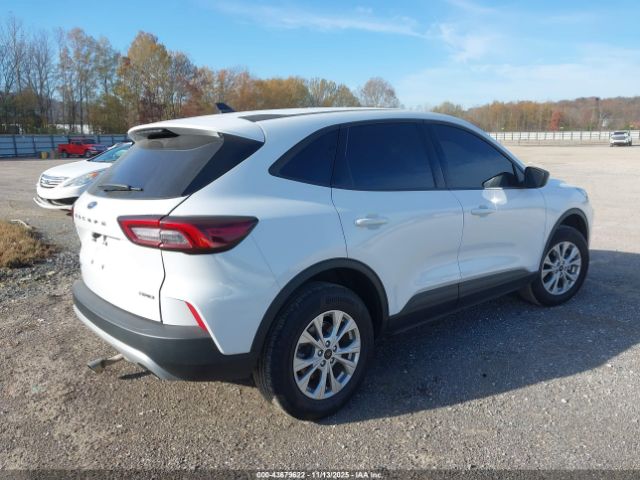 Ford Escape Active Image 3