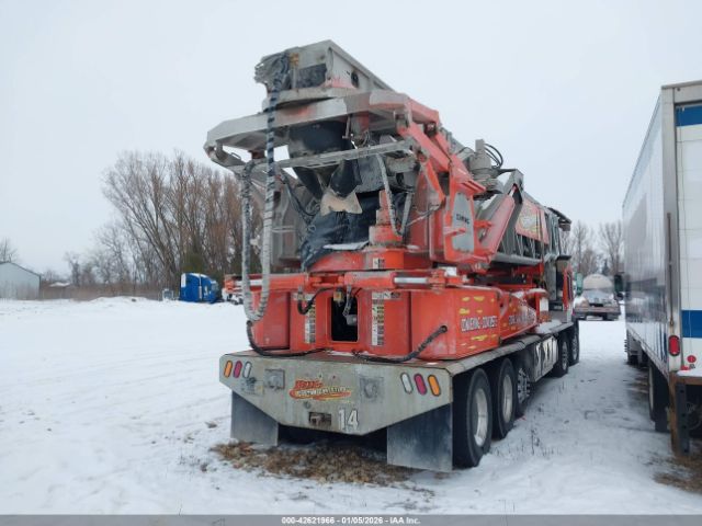 Mack Terrapro Image 5