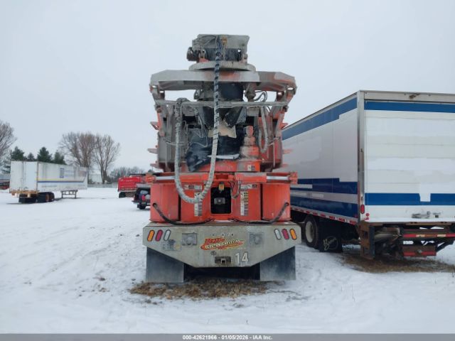 Mack Terrapro Image 12