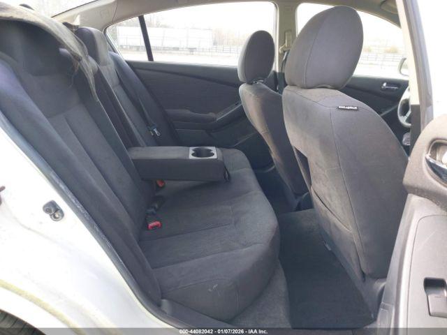 Nissan Altima 2.5 S Image 9