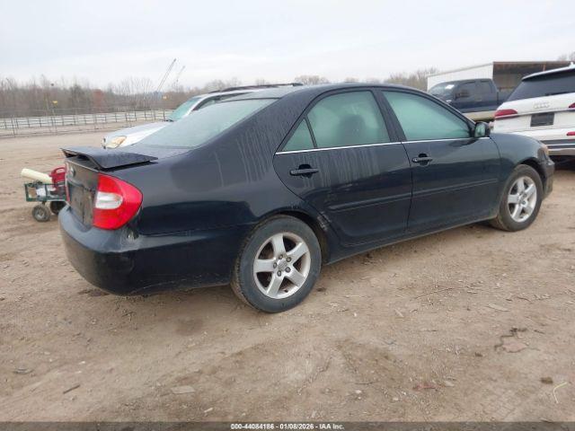Toyota Camry Se V6 Image 10