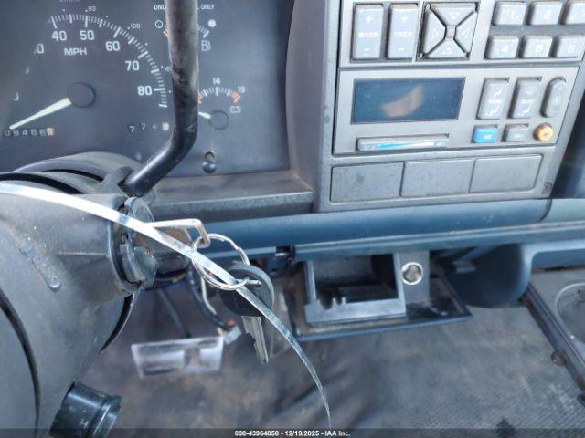 Chevrolet Gmt C1500 Image 7