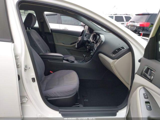 Kia Optima Lx Image 5