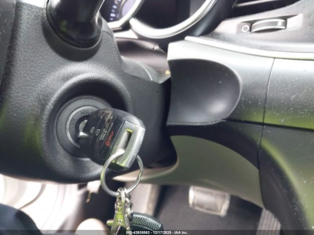 Kia Optima Lx Image 8