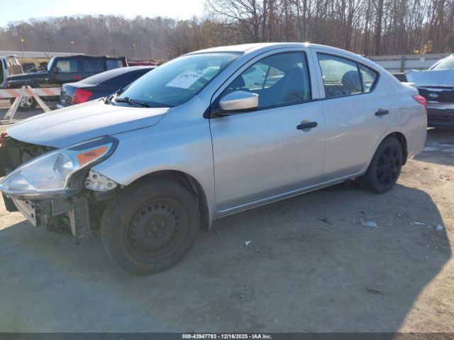 Nissan Versa 1.6 S+ Image 9