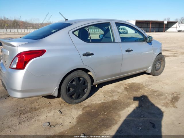 Nissan Versa 1.6 S+ Image 3
