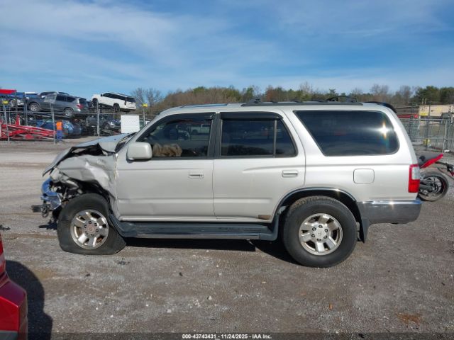 Toyota 4Runner Sr5 V6 Image 12