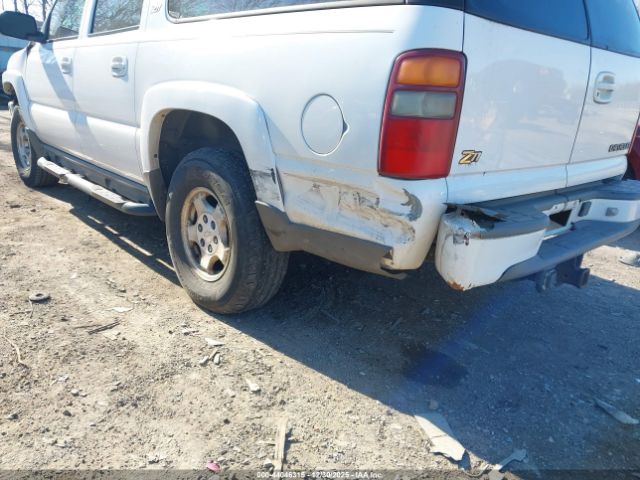 Chevrolet Suburban 1500 Z71 Image 7