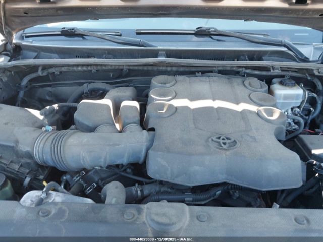 Toyota 4Runner Sr5 Image 2