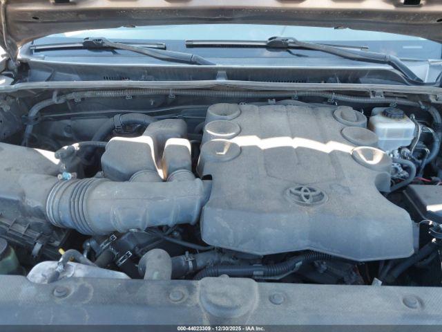 Toyota 4Runner Sr5 Image 2