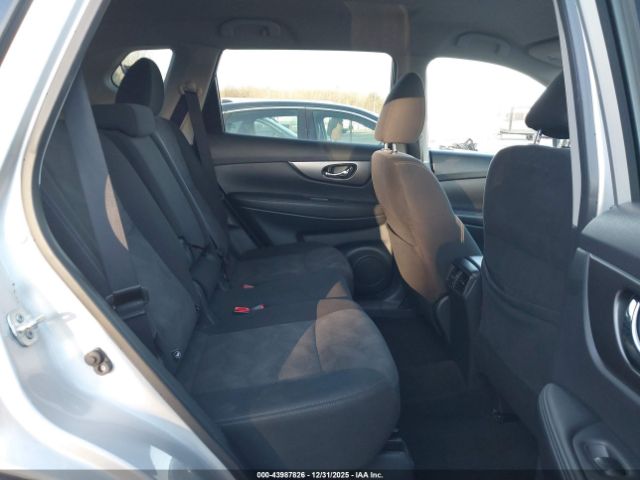 Nissan Rogue Sv Image 6