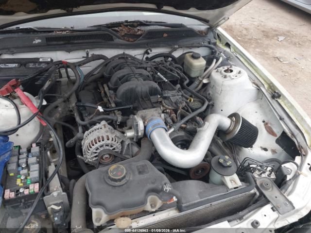 Ford Mustang Image 5