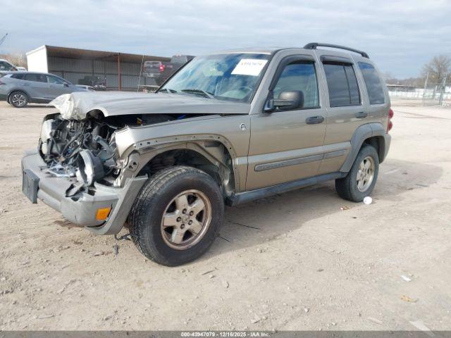 Jeep Liberty Sport Image 4