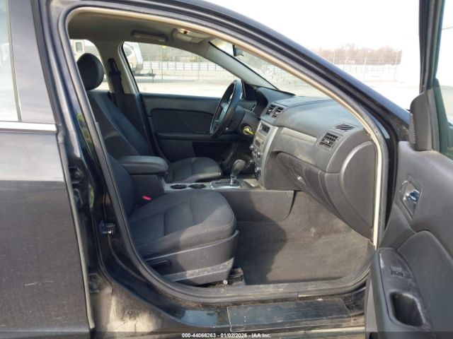 Ford Fusion Se Image 2