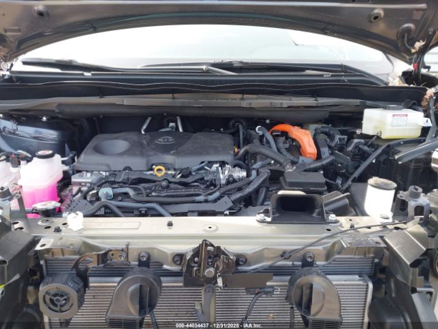 Toyota Sienna Le Image 9