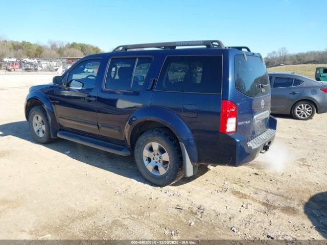 Nissan Pathfinder Se Image 3