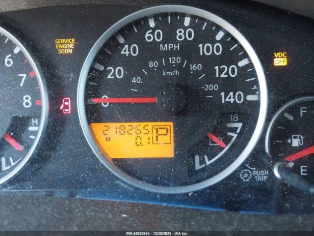 Nissan Pathfinder Se Image 9