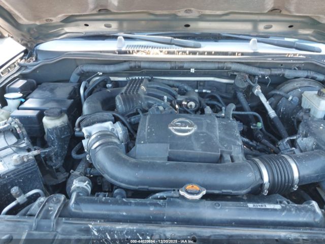 Nissan Pathfinder Se Image 10