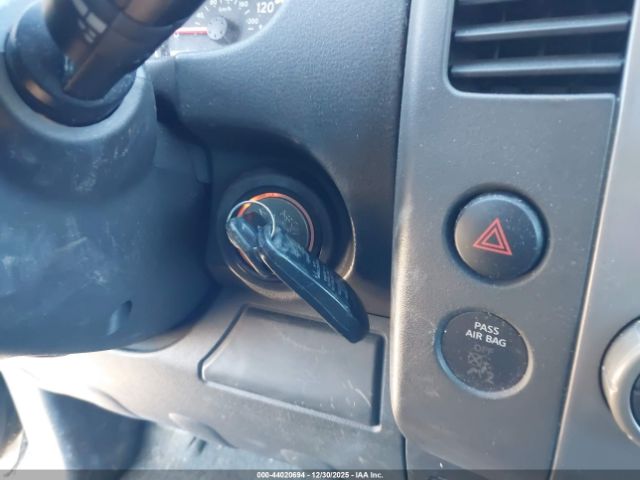 Nissan Pathfinder Se Image 6