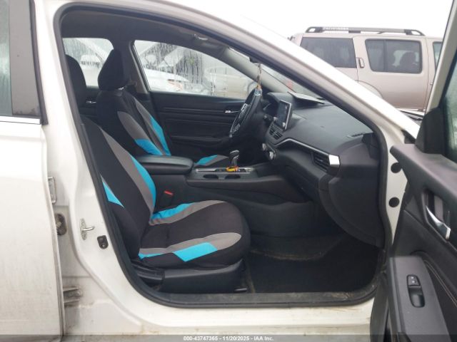 Nissan Altima S Fwd Image 5