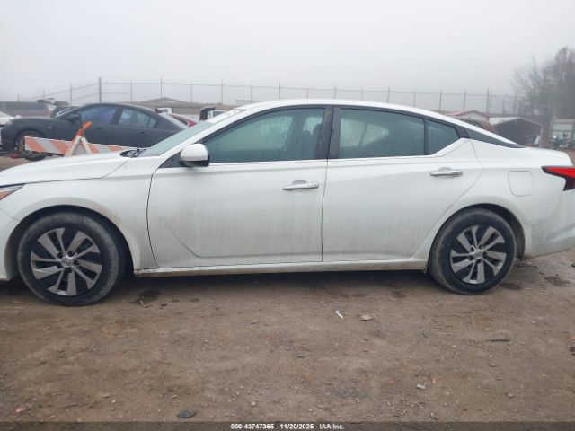 Nissan Altima S Fwd Image 13