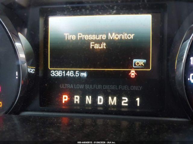 Ford F-250 Lariat Image 9