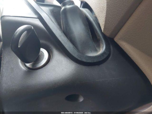 Ford F-250 Lariat Image 4